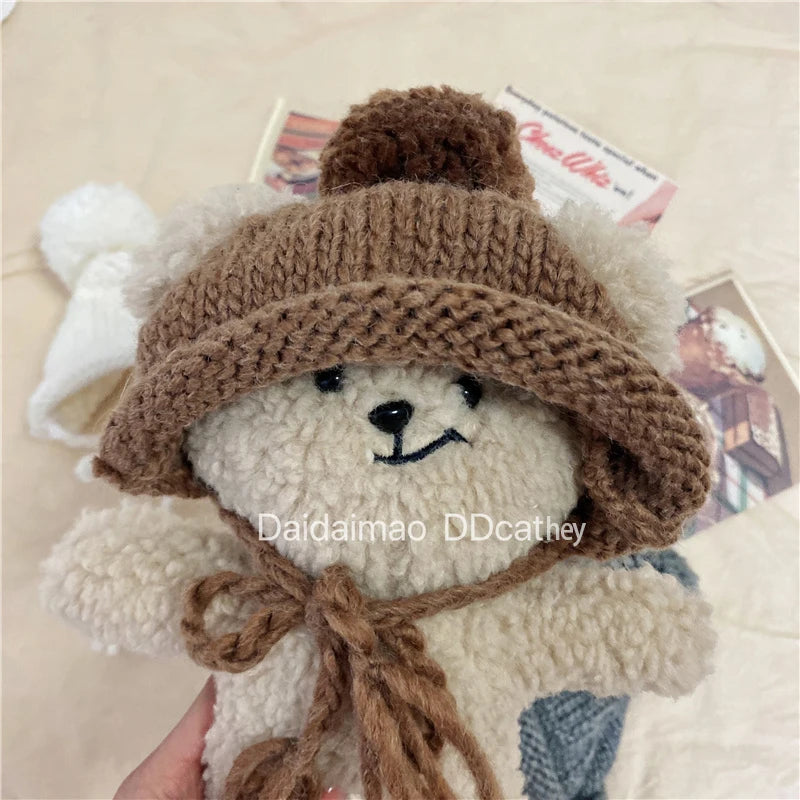 Knitted hat for dogs and cats