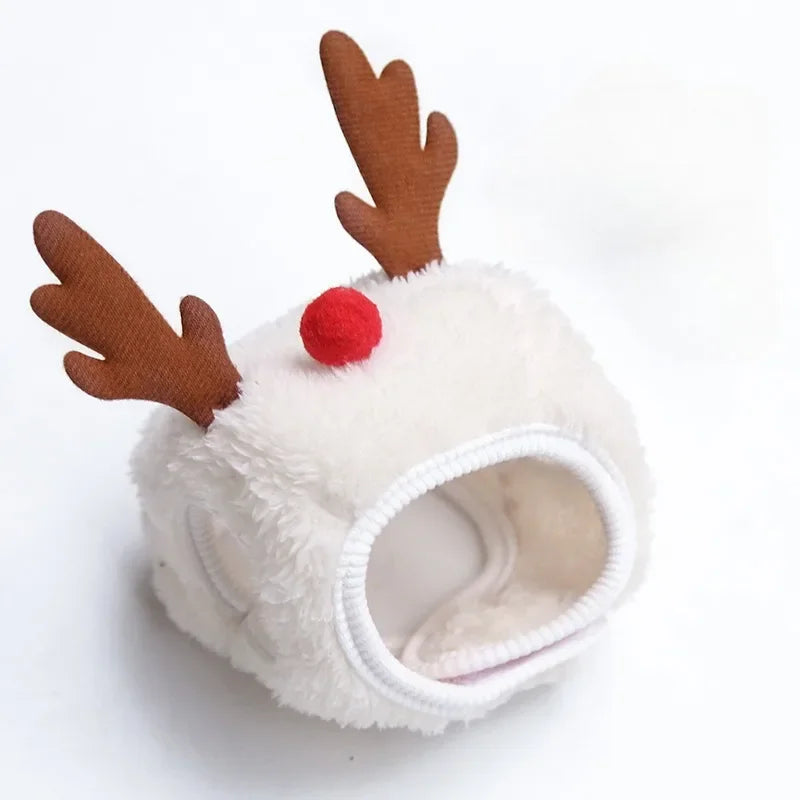 Christmas hats and scarves for dogs and cats